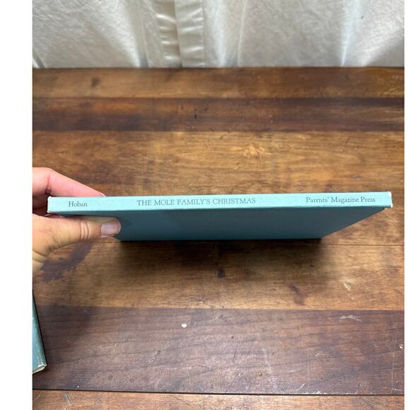 Vintage The Mole Family's Christmas By Russell Hoban '69 Hardcover & Dust Jacket - Picture 8 of 11